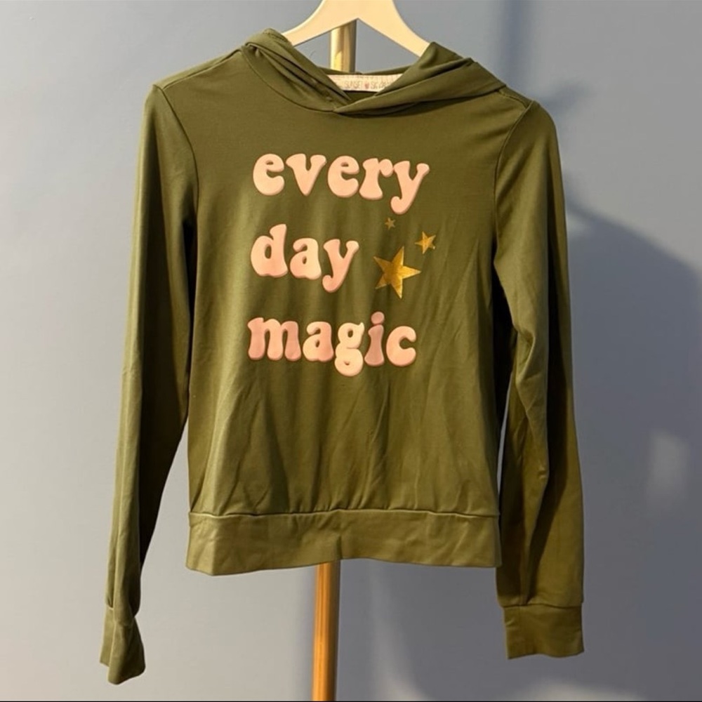 ⚡️Sunset Sky Girls Long Sleeve Hooded Shirt - Size 7/8